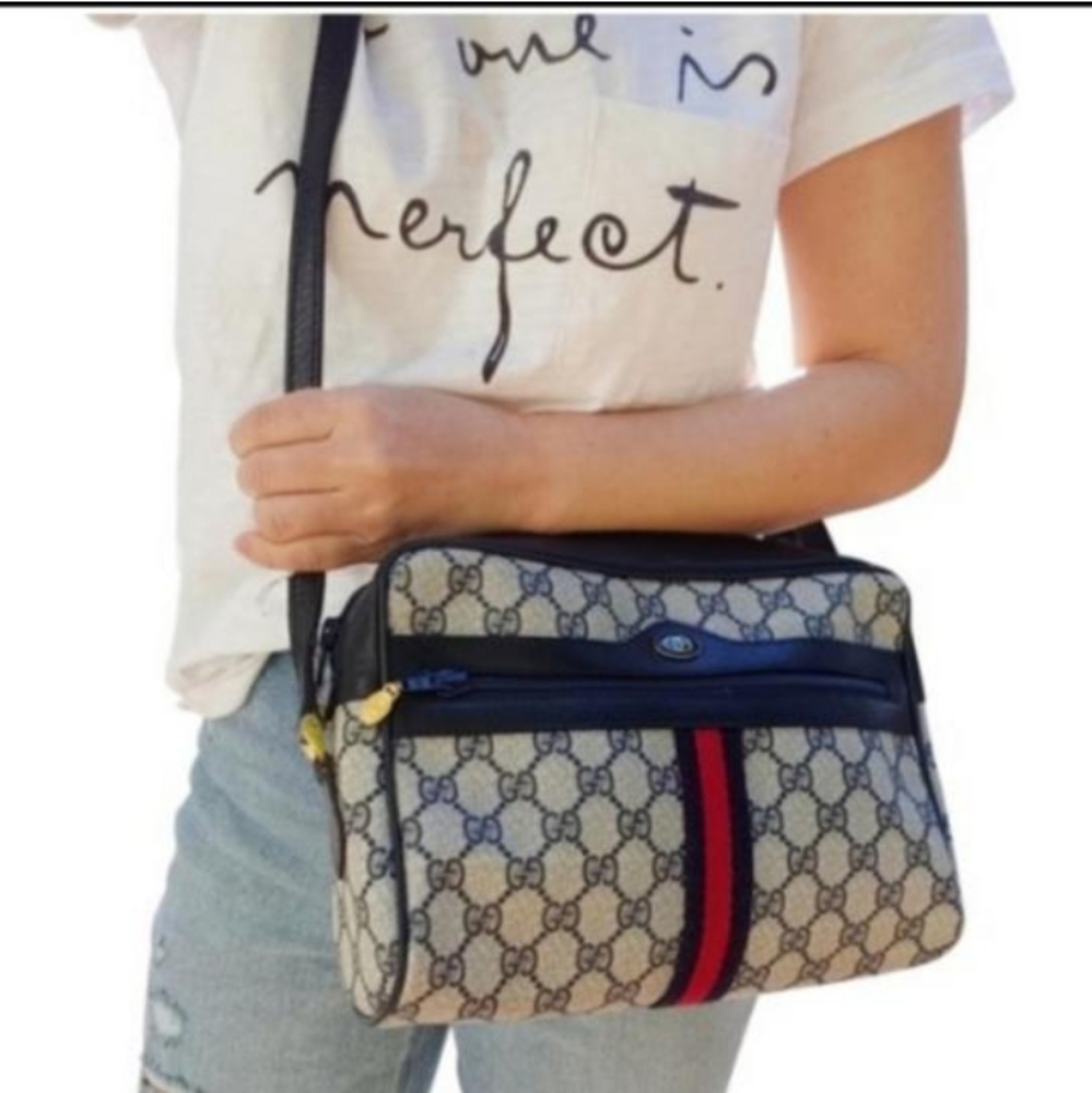 Authentic Vintage Gucci GG Monogram Supreme Sherry Web Ophidia Camera Crossbody - Picture 1 of 10